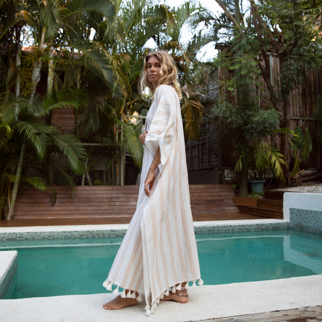 Milieuvriendelijke gestreepte Ibiza-kaftan