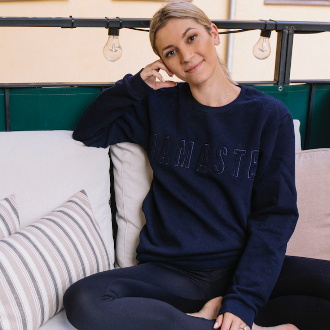 Namaste geborduurd sweatshirt Marineblauw // Marineblauw