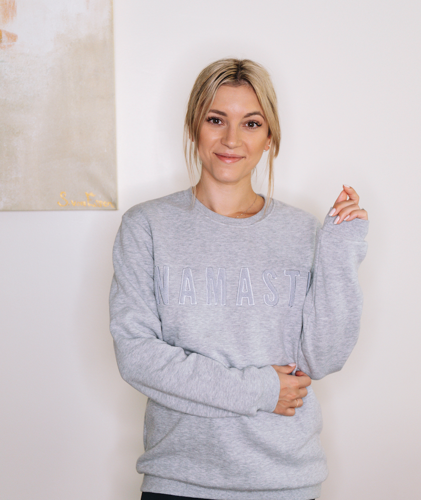 Namaste geborduurd sweatshirt Grijs // Grijs