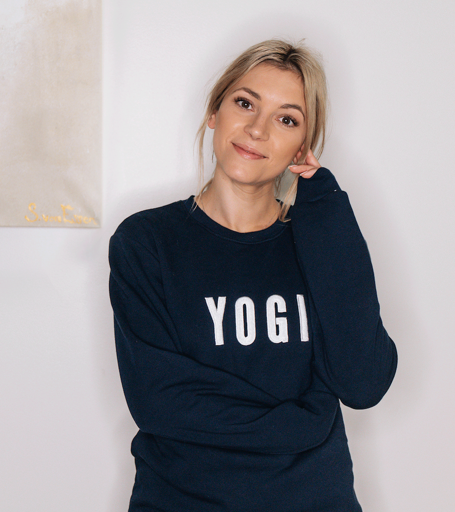 Yogi geborduurd sweatshirt Marineblauw // Wit